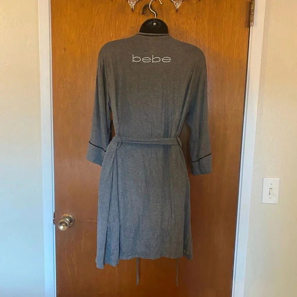 🆕 Bebe Grey Robe with Black Line Accent - Picture 6 of 16